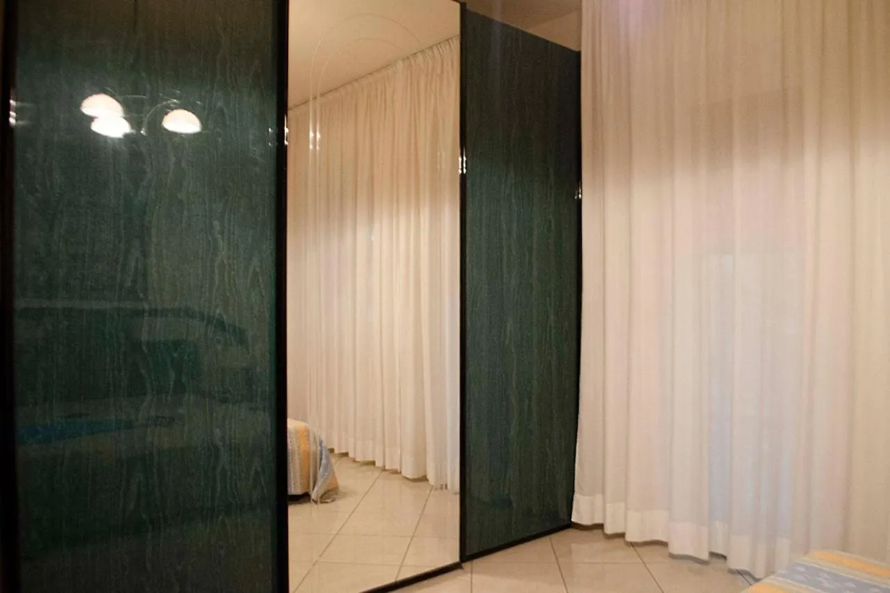 *** شقة فندقية ريتشوني Residence Comfort إيطاليا