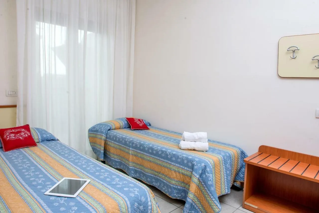 *** شقة فندقية ريتشوني Residence Comfort إيطاليا